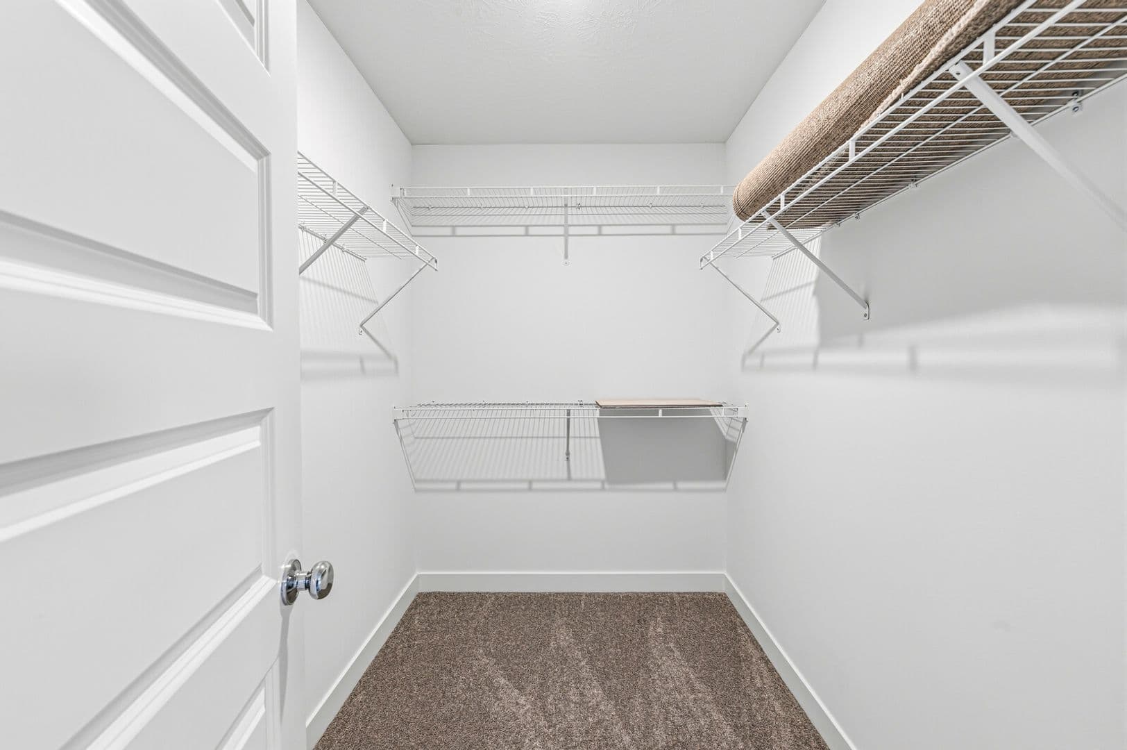 Plainfield House: 5922 Juna Avenue