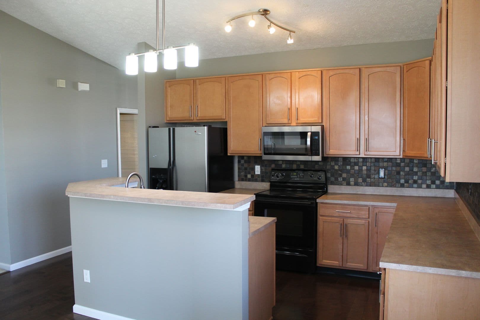 Avon House: 8583 Frosty Rose Dr