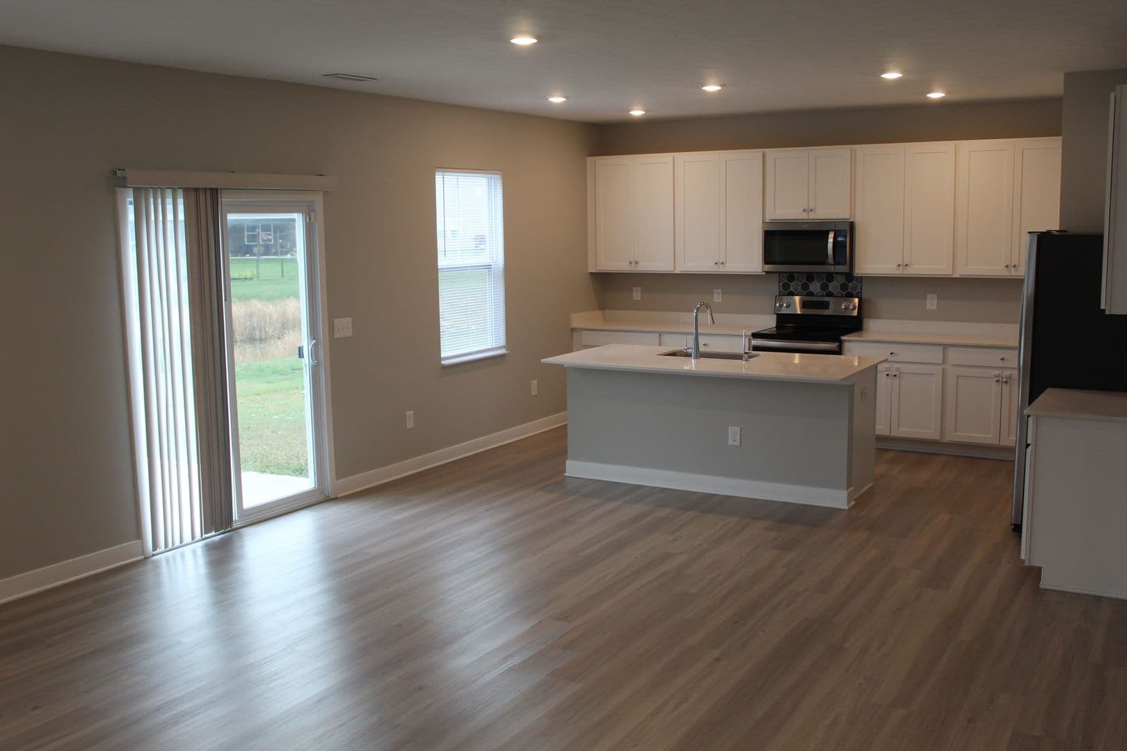 Avon House: 9555 Crossfield Road