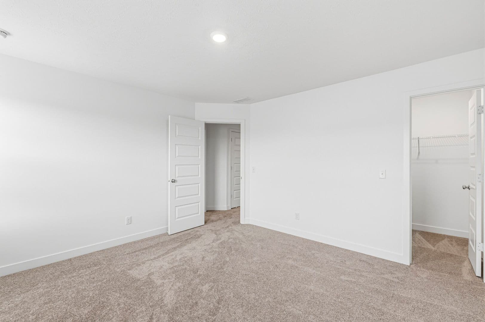 Plainfield House: 5922 Juna Avenue
