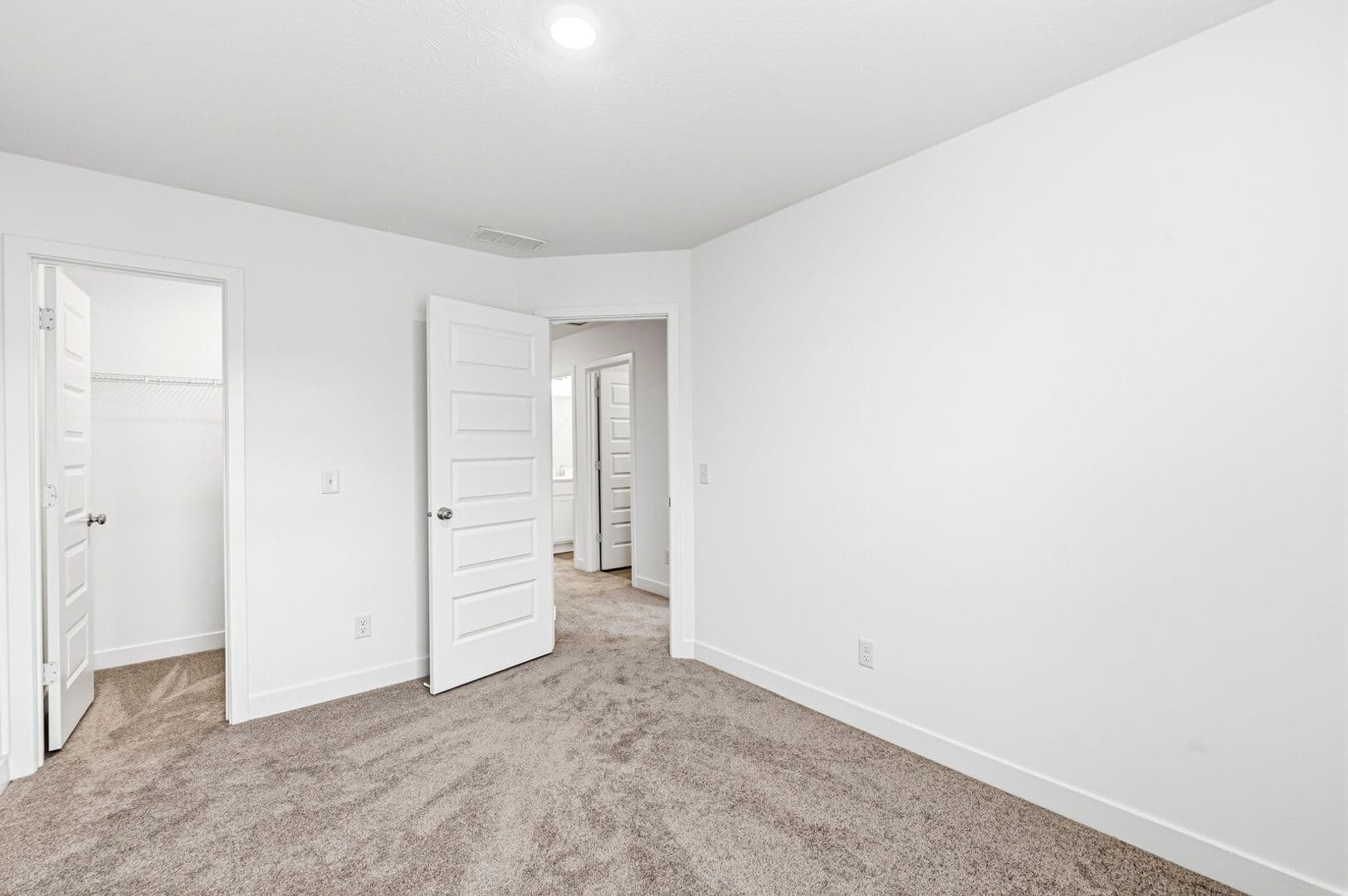 Plainfield House: 5922 Juna Avenue