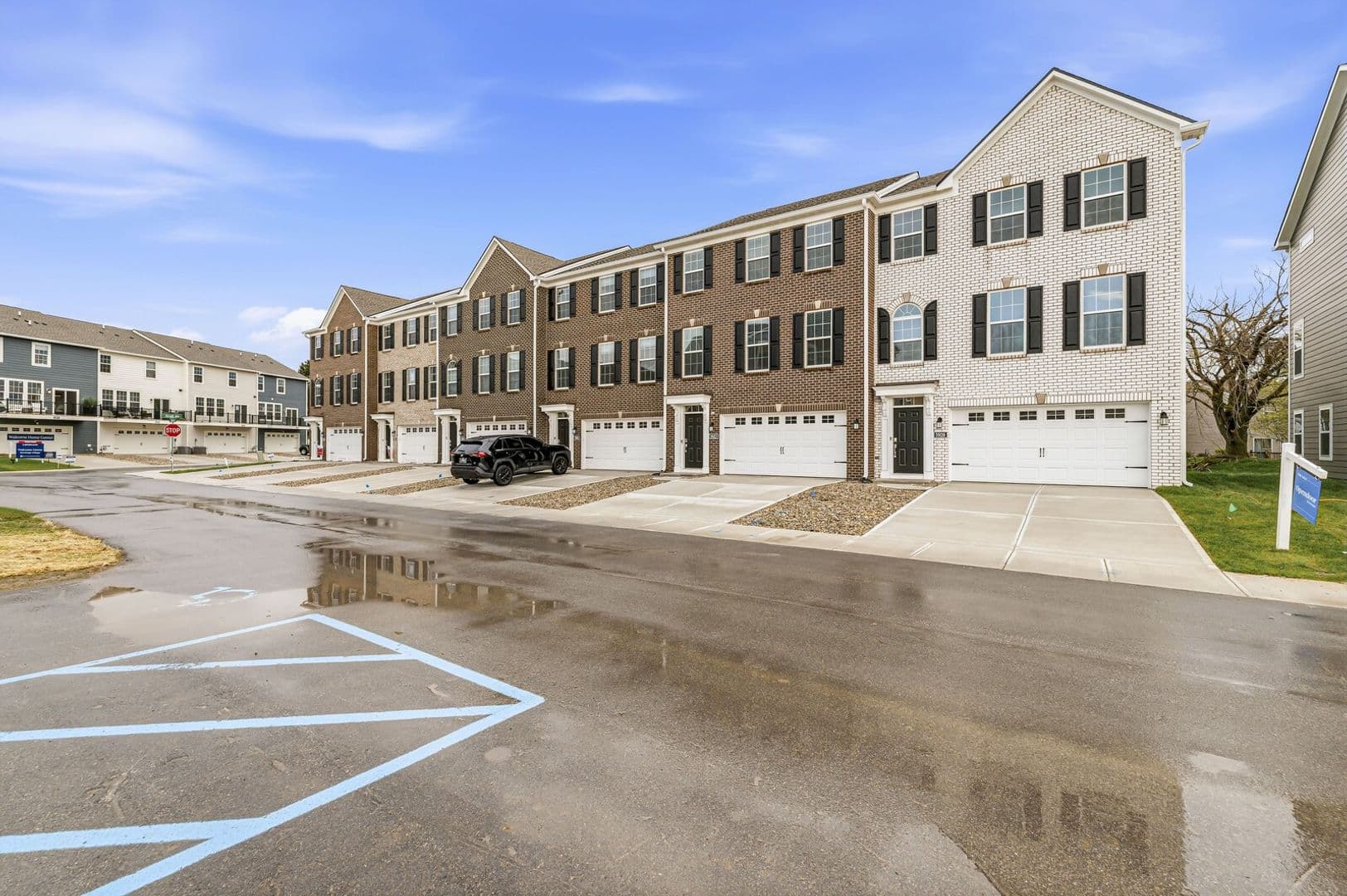 Plainfield House: 5922 Juna Avenue