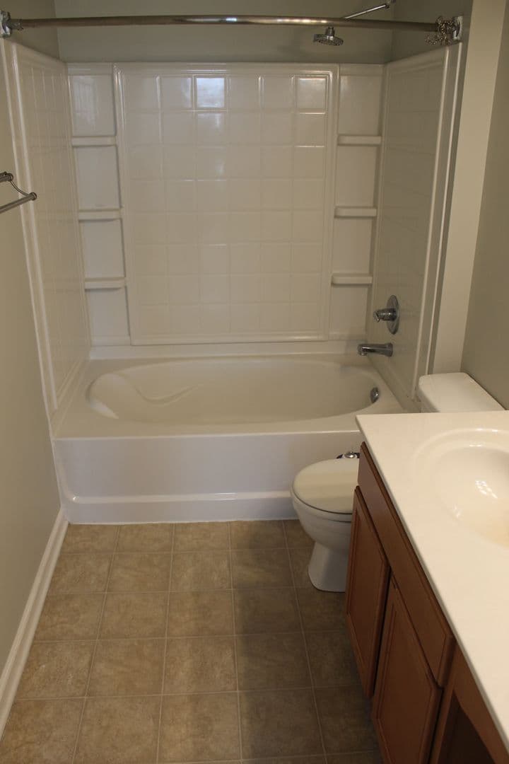 Avon House: 8583 Frosty Rose Dr