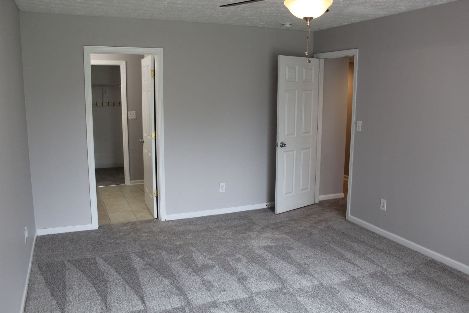 Avon House: 854 Seabreeze Dr