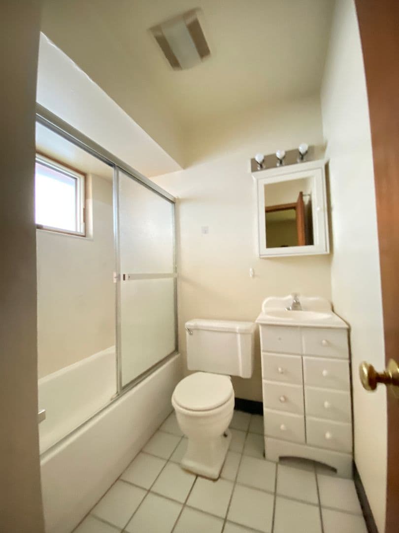 Columbus Apartment: 59 E. Norwich Avenue