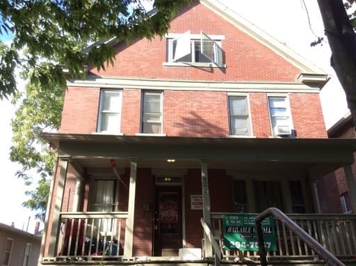 Columbus House: 290 E. 15th
