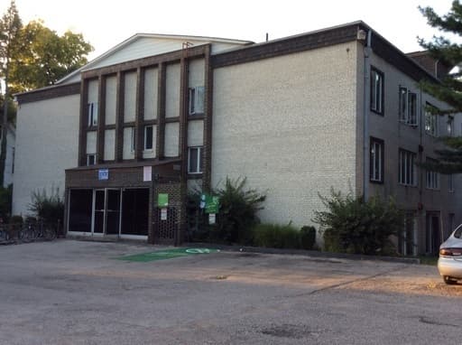 Columbus Apartment: 70 W. Northwood Avenue