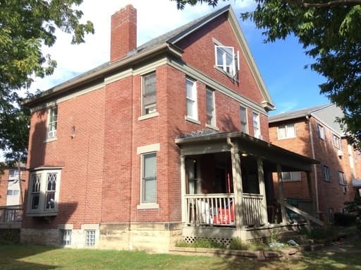 Columbus House: 290 E. 15th