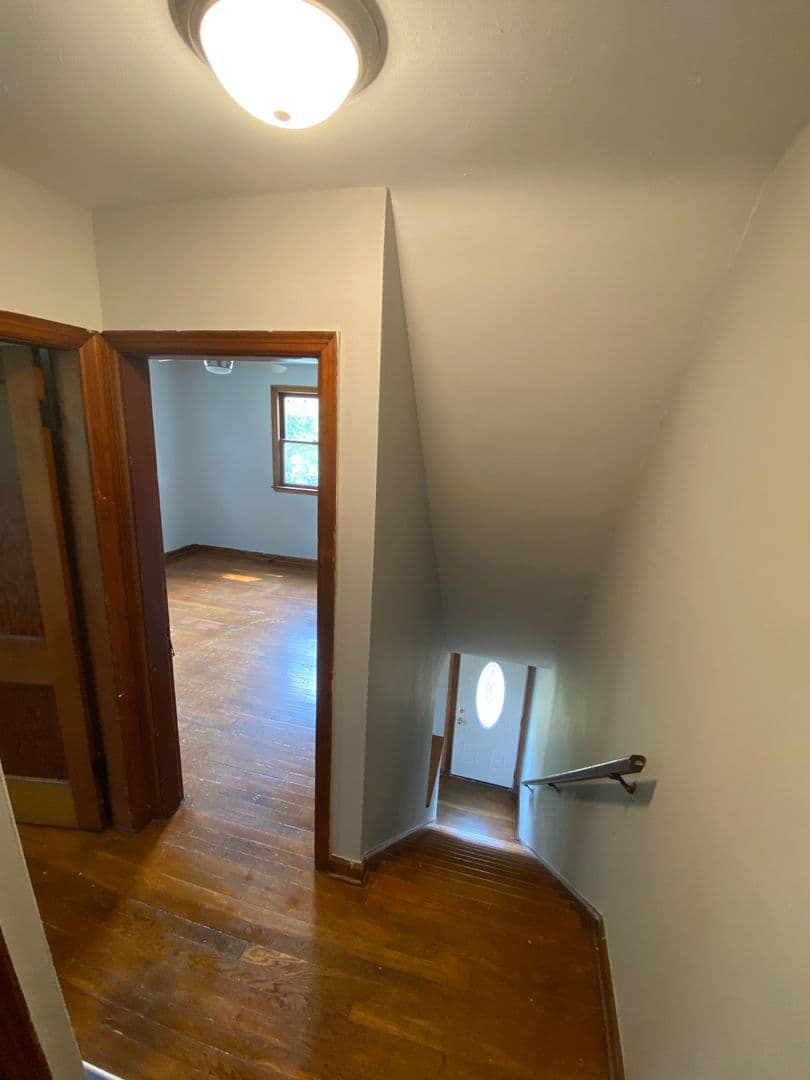 Columbus Apartment: 2549 Neil