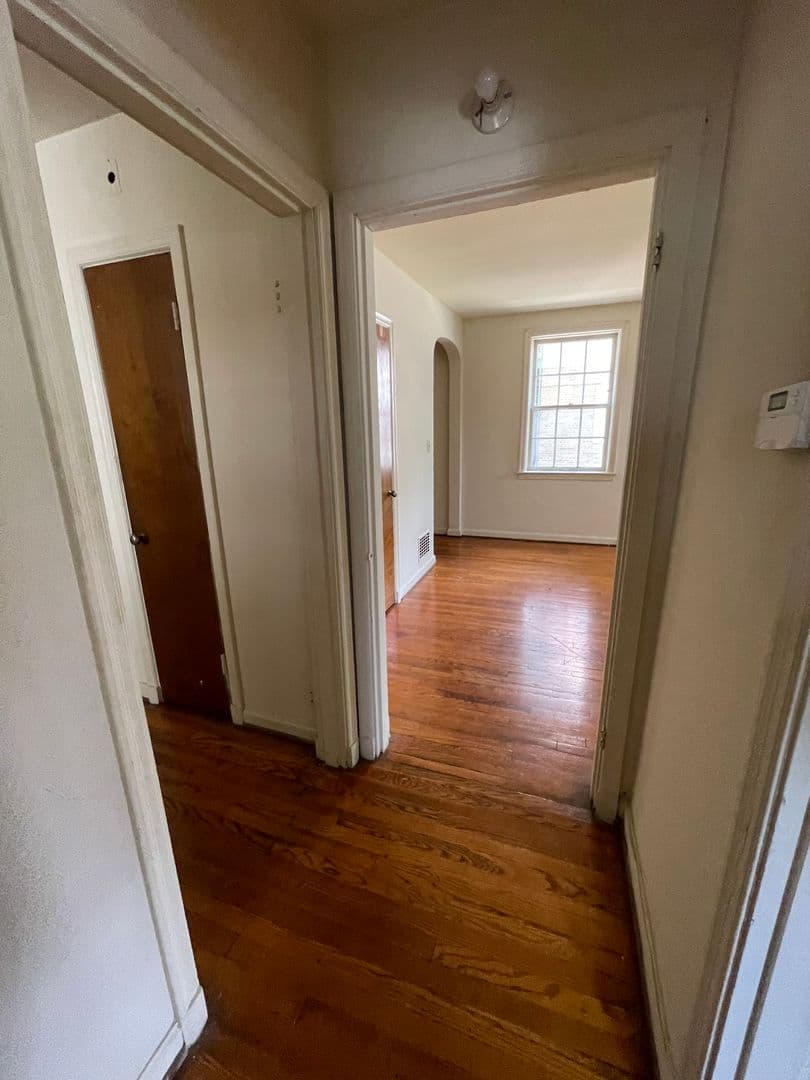Columbus Apartment: 285 E 15th Avenue