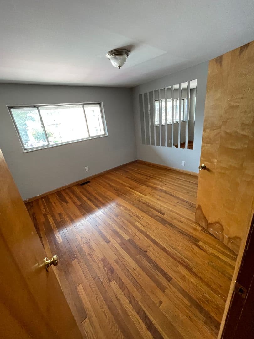 Columbus Apartment: 167 E. 14th Avenue