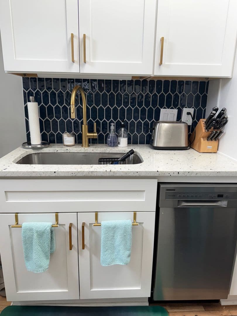 Columbus Apartment: 1349-1353 Hollywood Place