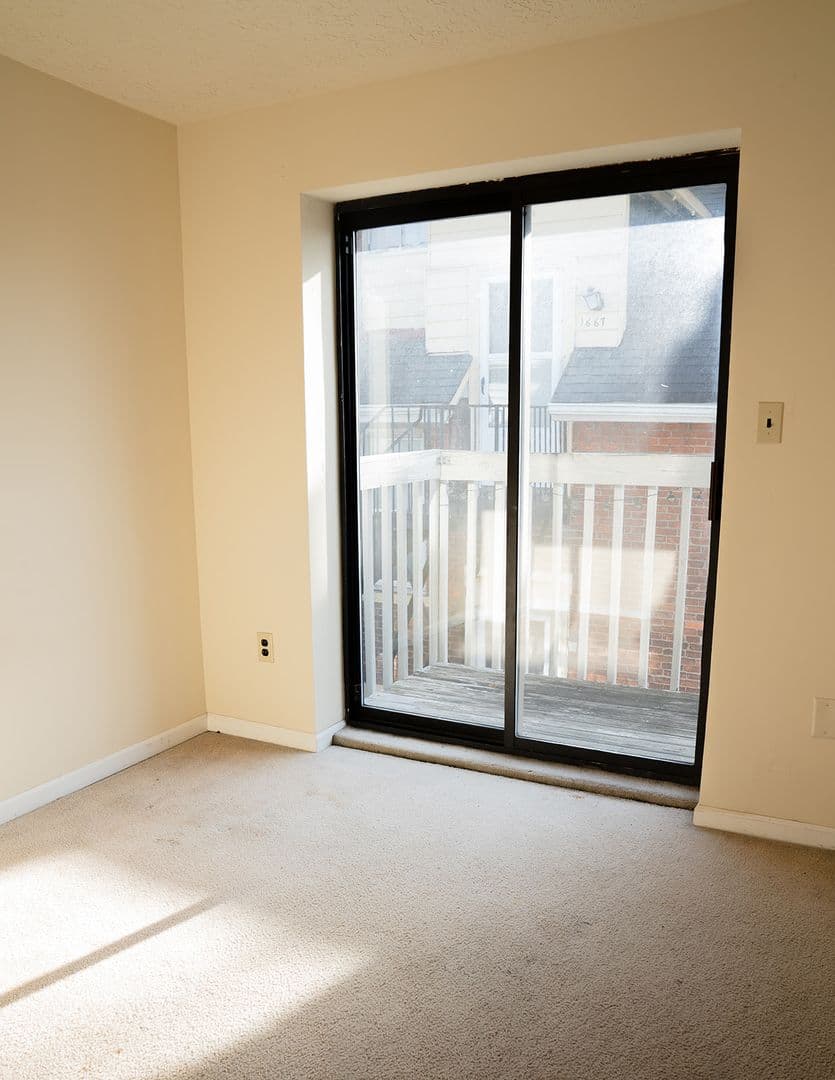 Columbus Townhome: 1669-1675 Summit Street