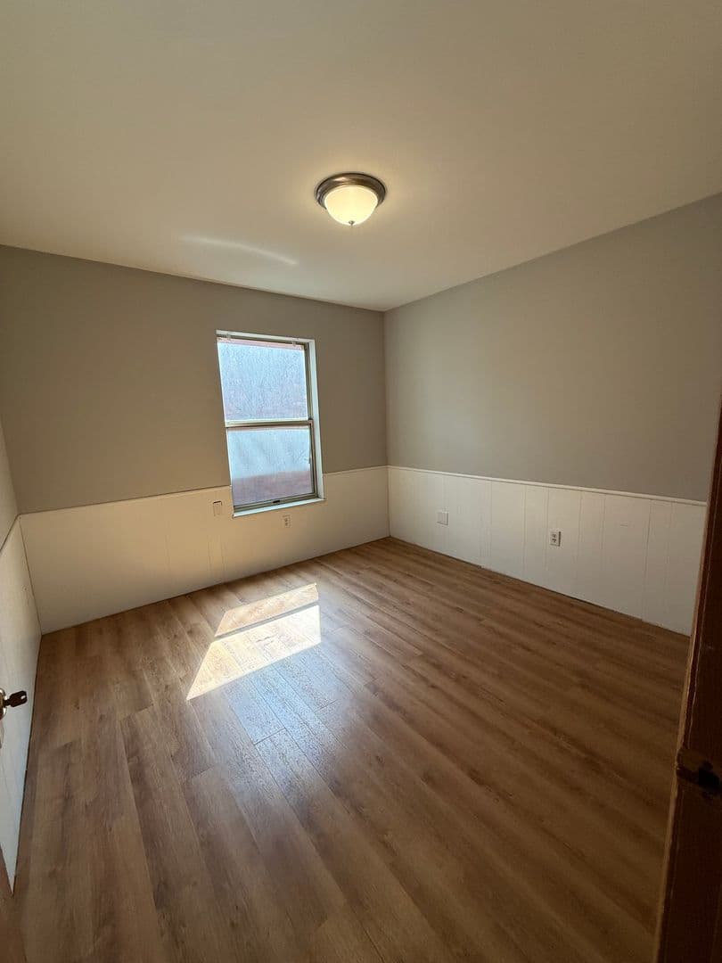 Columbus Apartment: 201 E. 16th Avenue