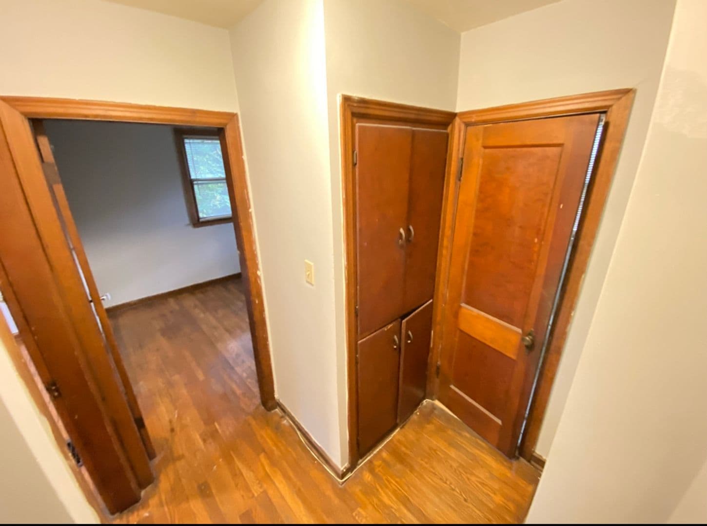 Columbus Apartment: 2547 Neil