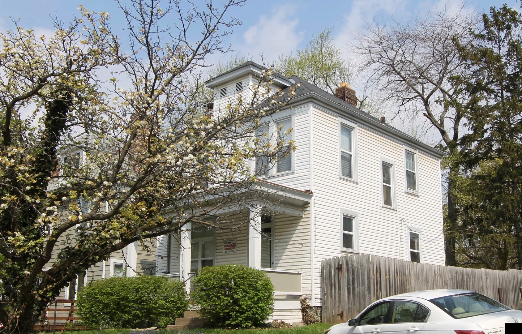 Columbus House: 62 W. Oakland