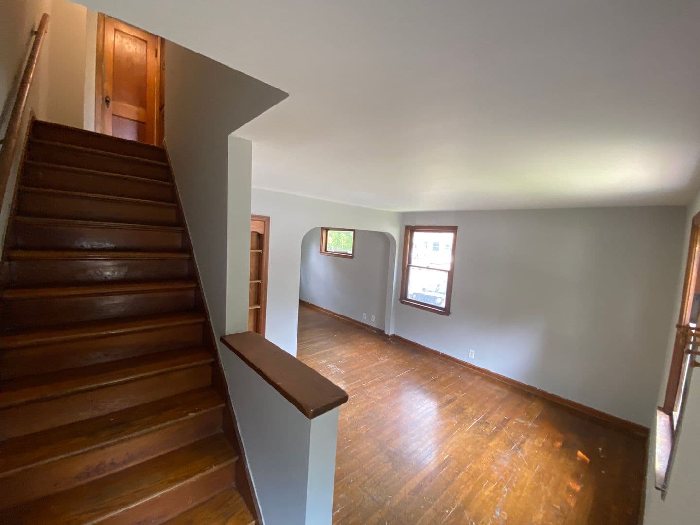 Columbus Apartment: 2549 Neil