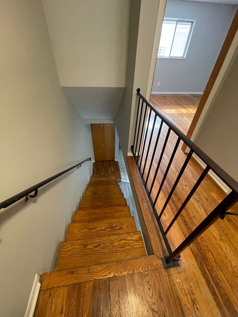 Columbus Apartment: 167 E. 14th Avenue