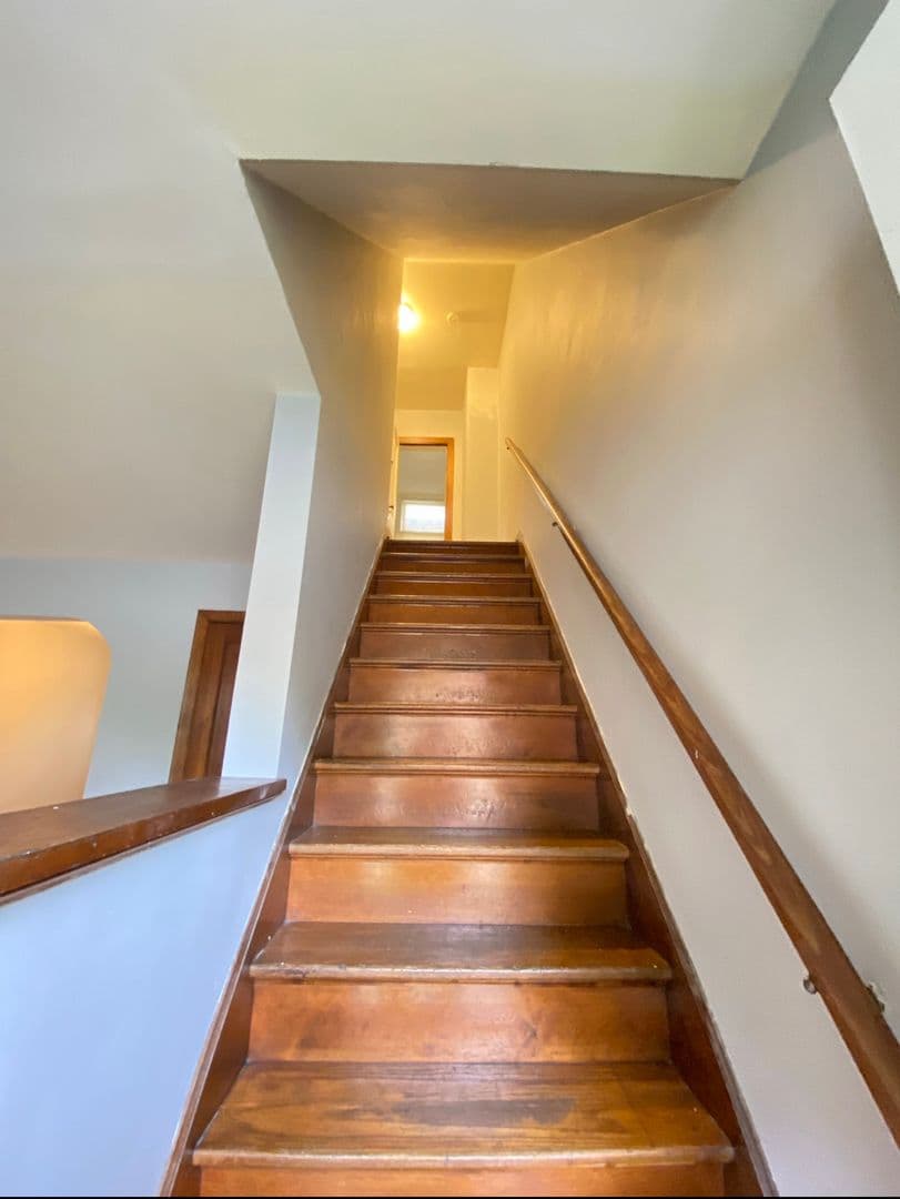 Columbus Apartment: 2547 Neil