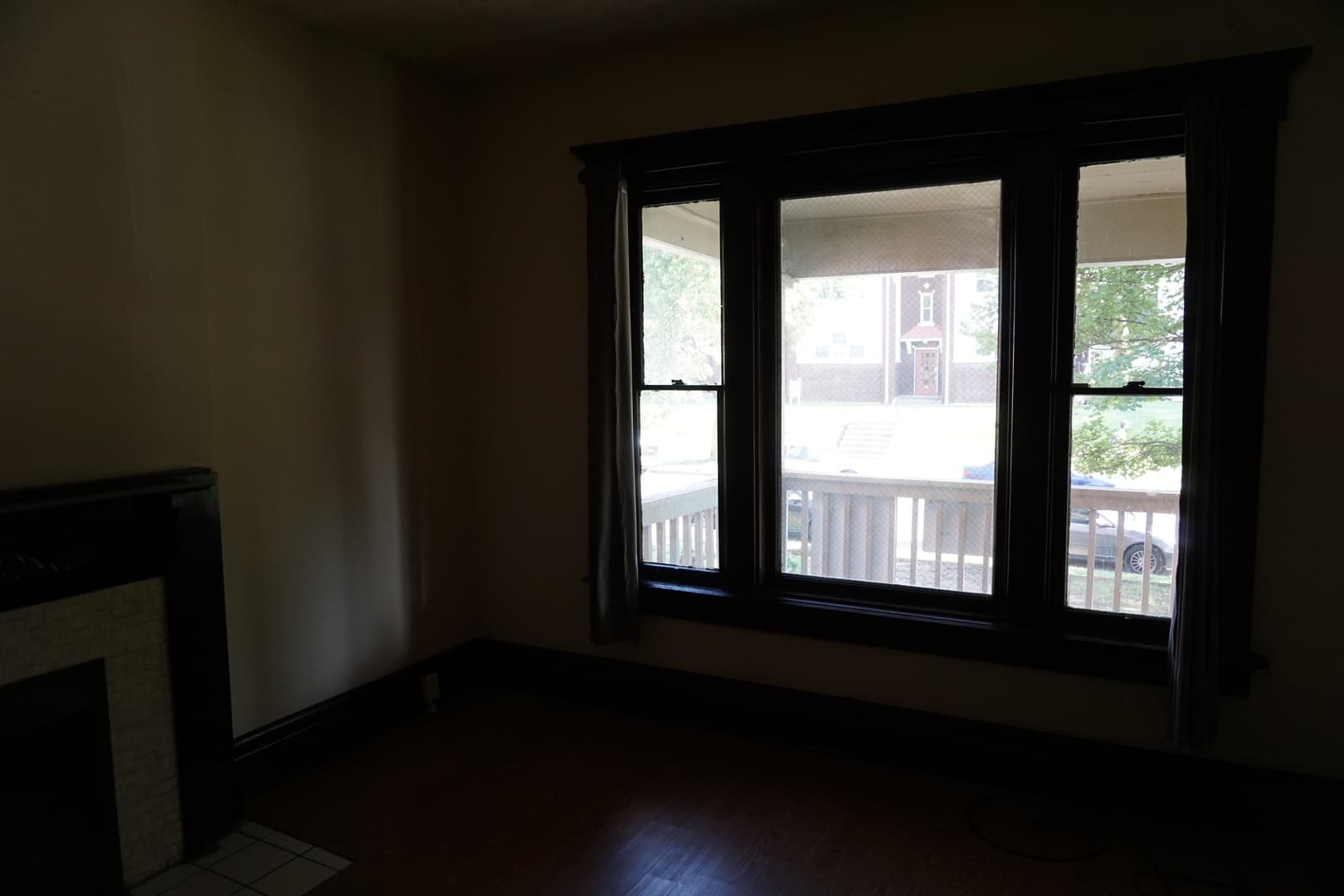 Columbus House: 290 E. 15th
