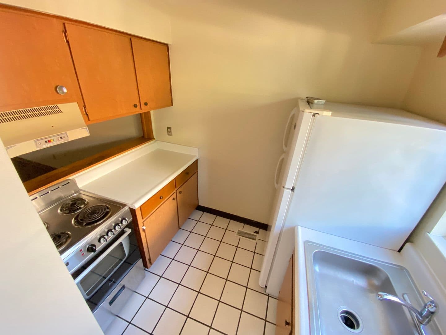 Columbus Apartment: 167 E. 14th Avenue