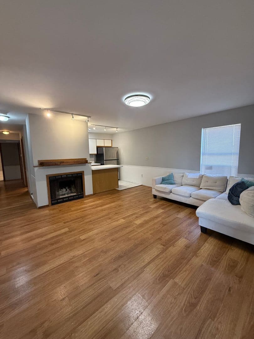 Columbus Apartment: 201 E. 16th Avenue