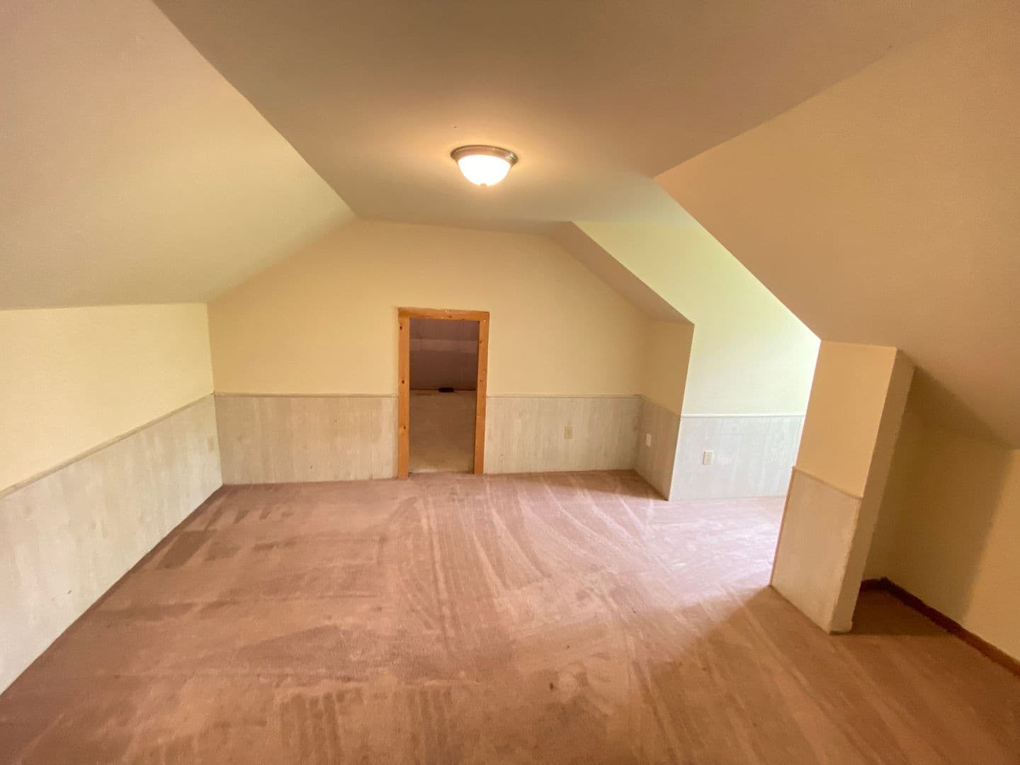 Columbus Apartment: 201 E. 16th Avenue
