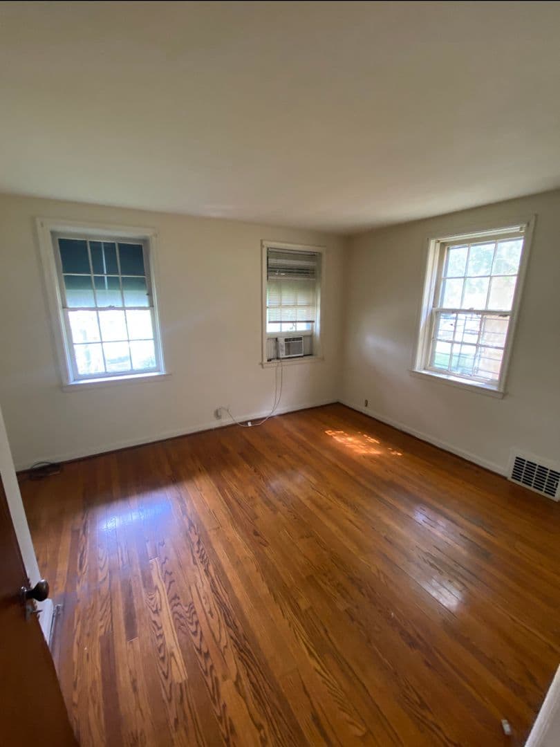 Columbus Apartment: 285 E 15th Avenue