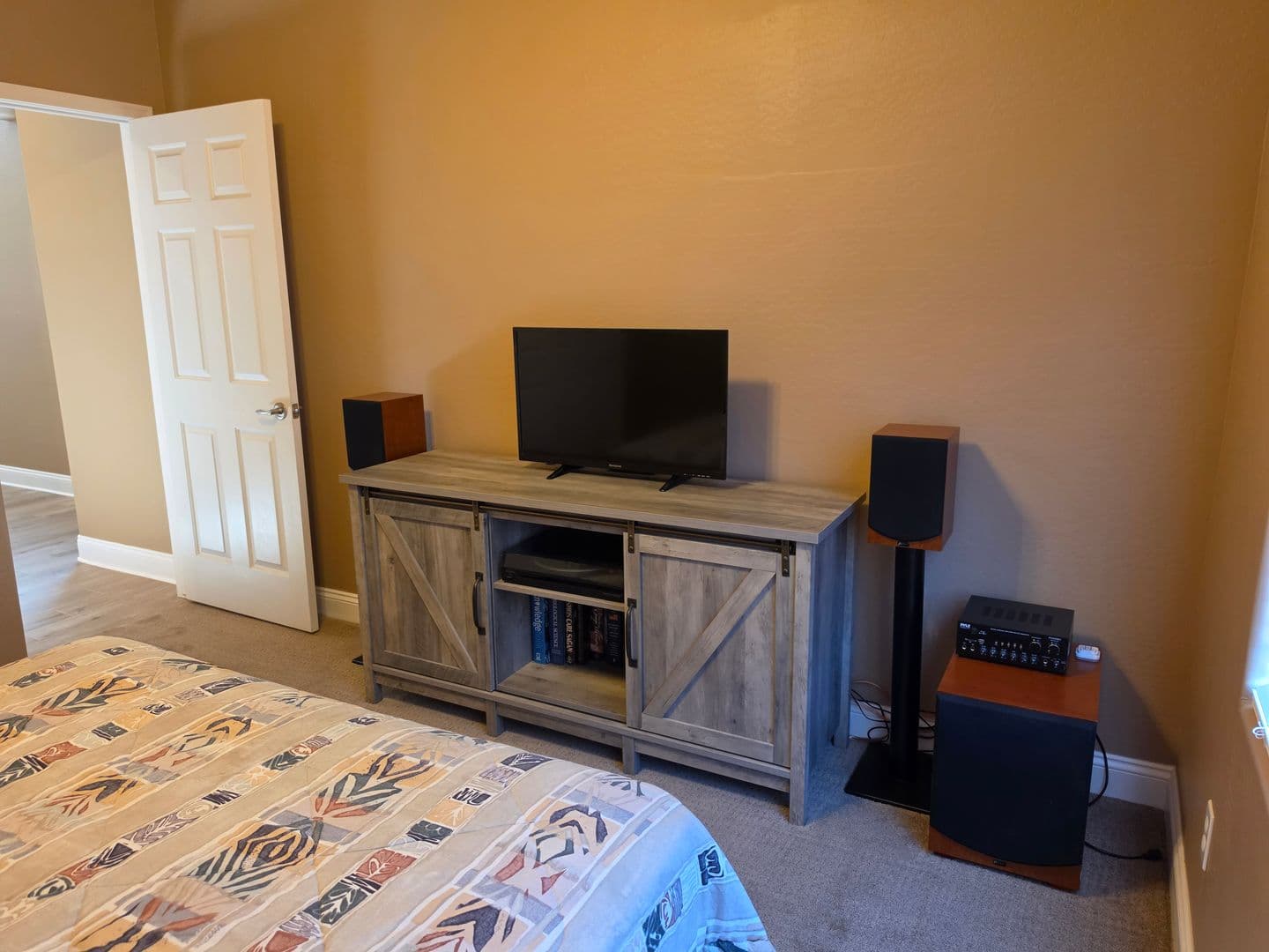 Gold Canyon House: 9911 E. Prospector Dr.