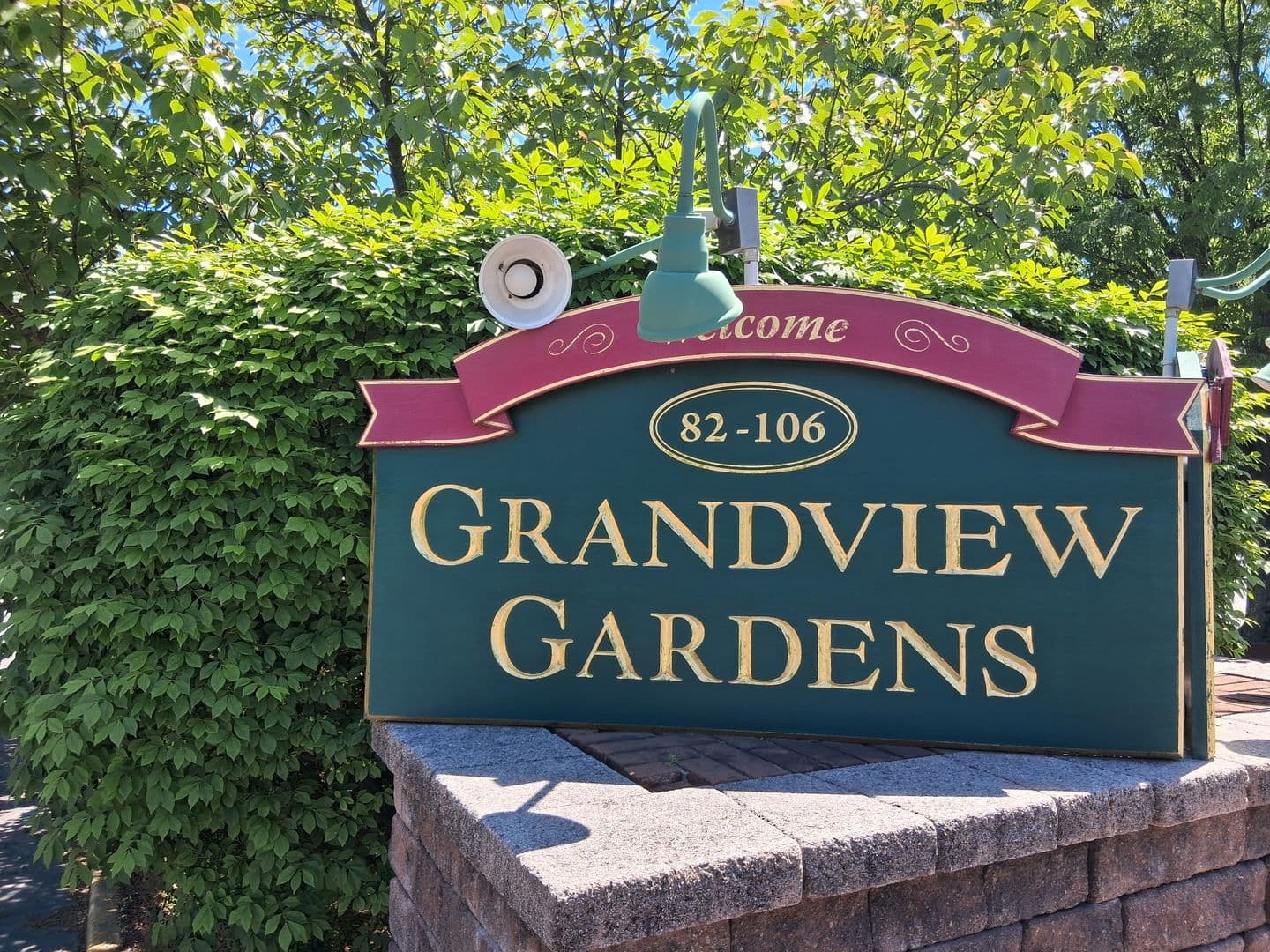 Bridgewater Apartment: 82-106 Finderne Avenue