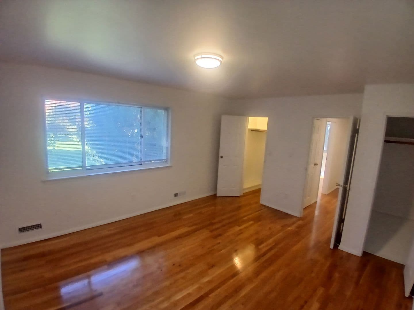 Bridgewater Apartment: 82-106 Finderne Avenue