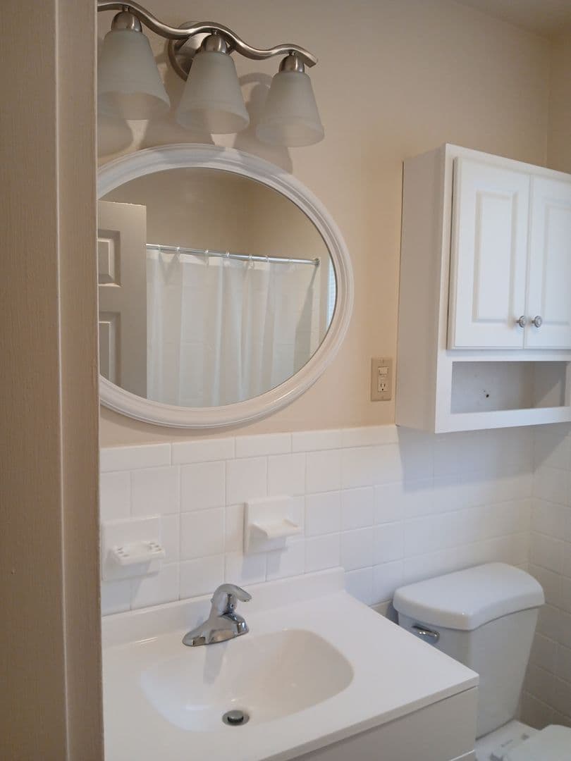 Bridgewater Apartment: 82-106 Finderne Avenue