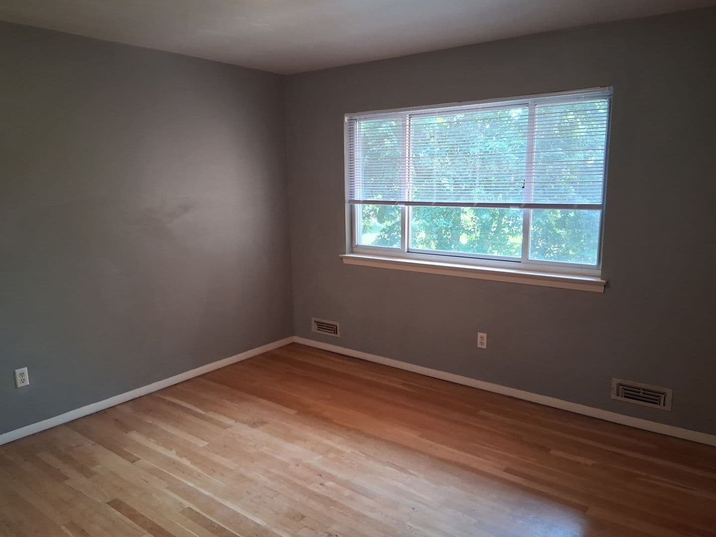 Bridgewater Apartment: 82-106 Finderne Avenue