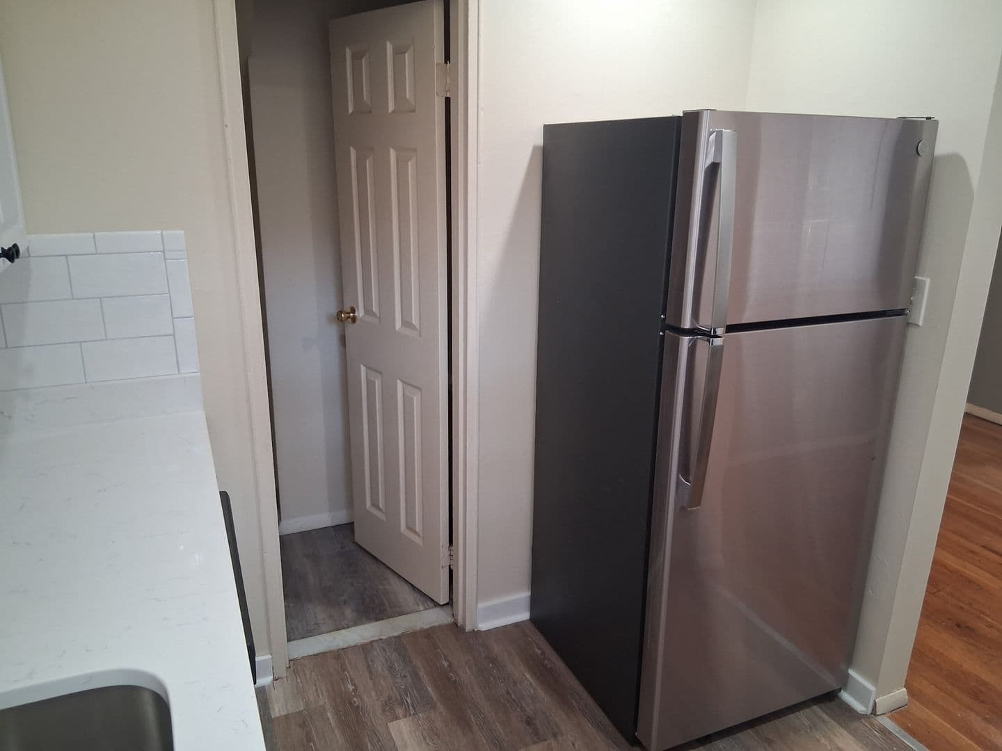 Bridgewater Apartment: 82-106 Finderne Avenue