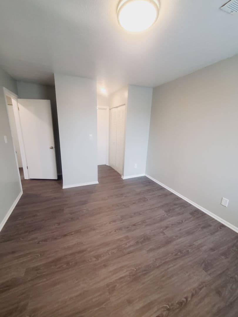 Muncie Apartment: 3601 N. Chadam Lane