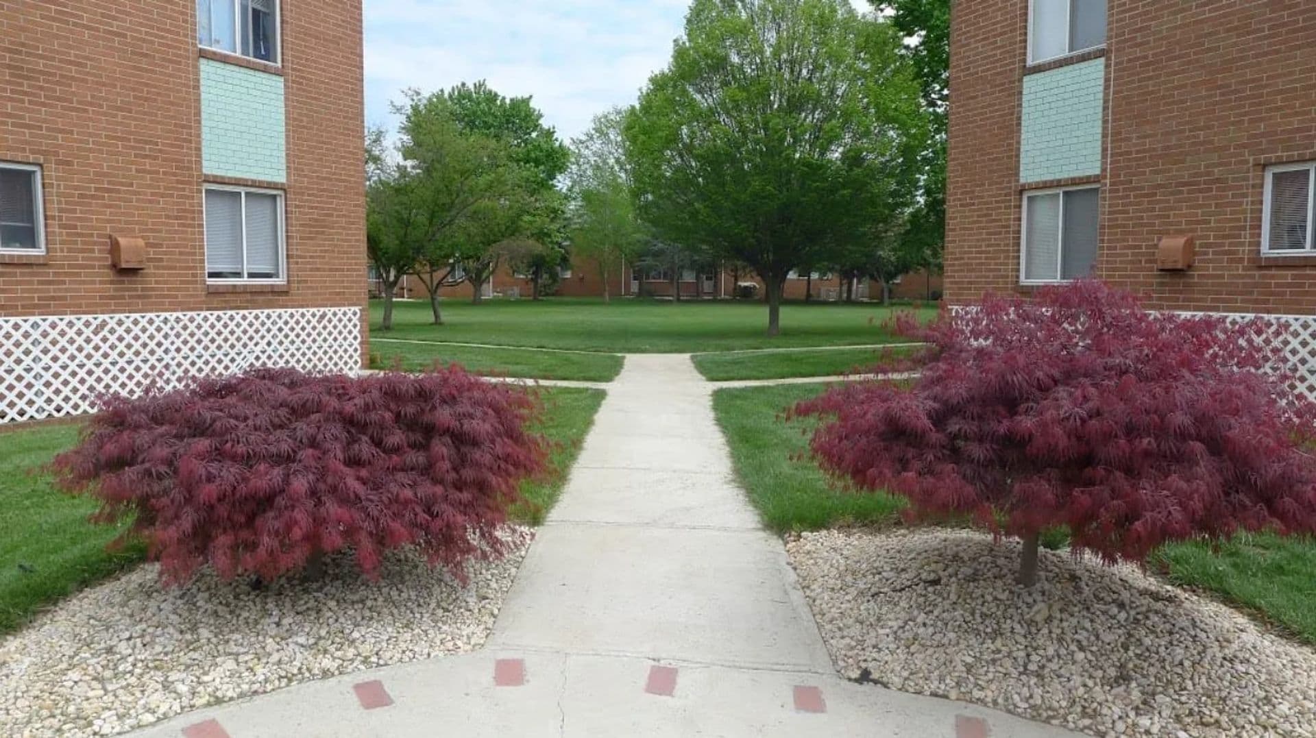 Bridgewater Apartment: 82-106 Finderne Avenue
