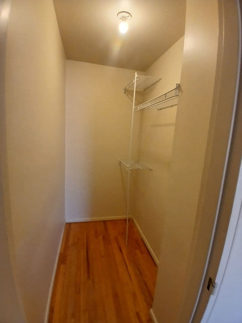 Bridgewater Apartment: 82-106 Finderne Avenue