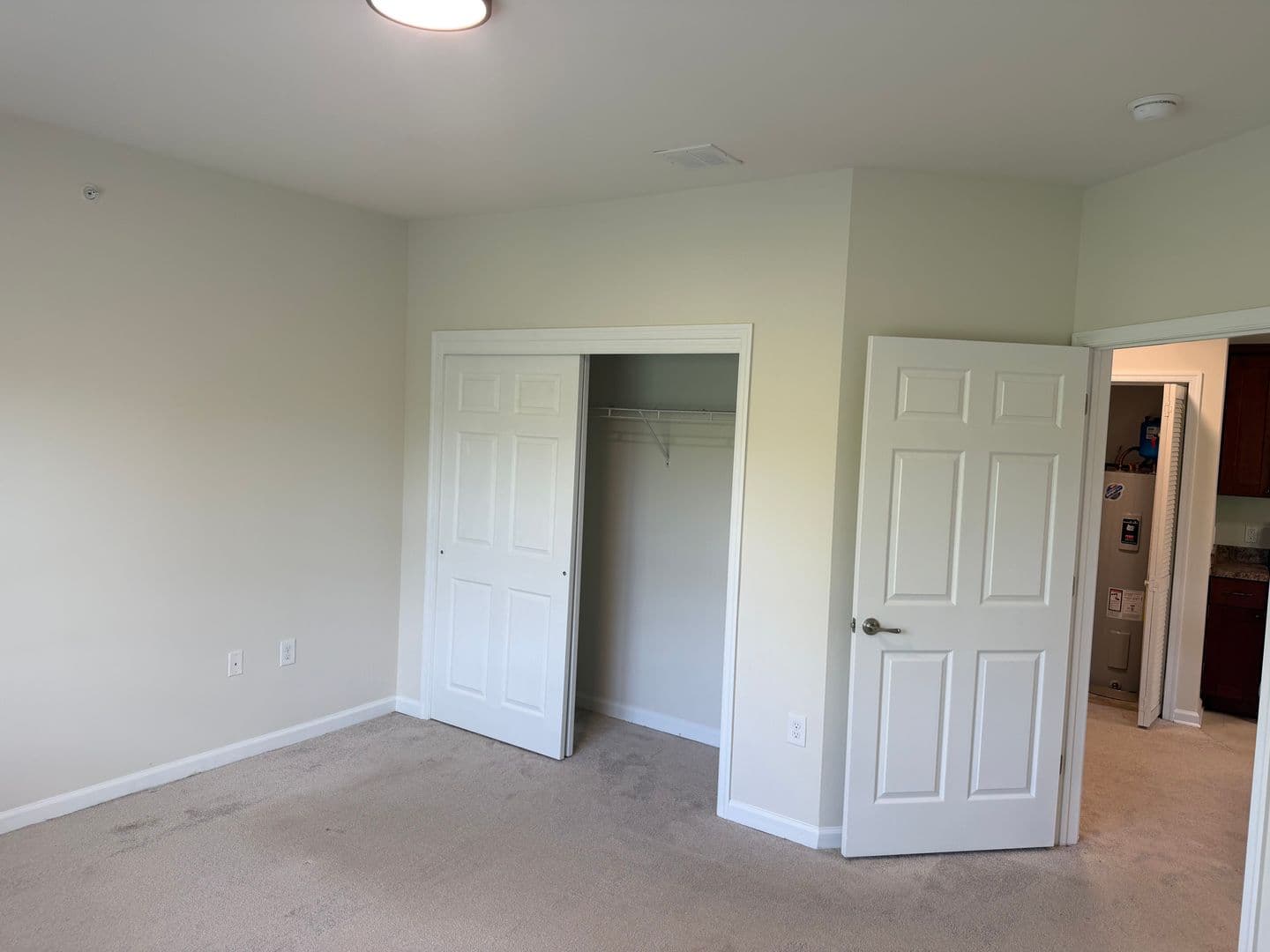 Clinton Apartment: 1 Park Drive