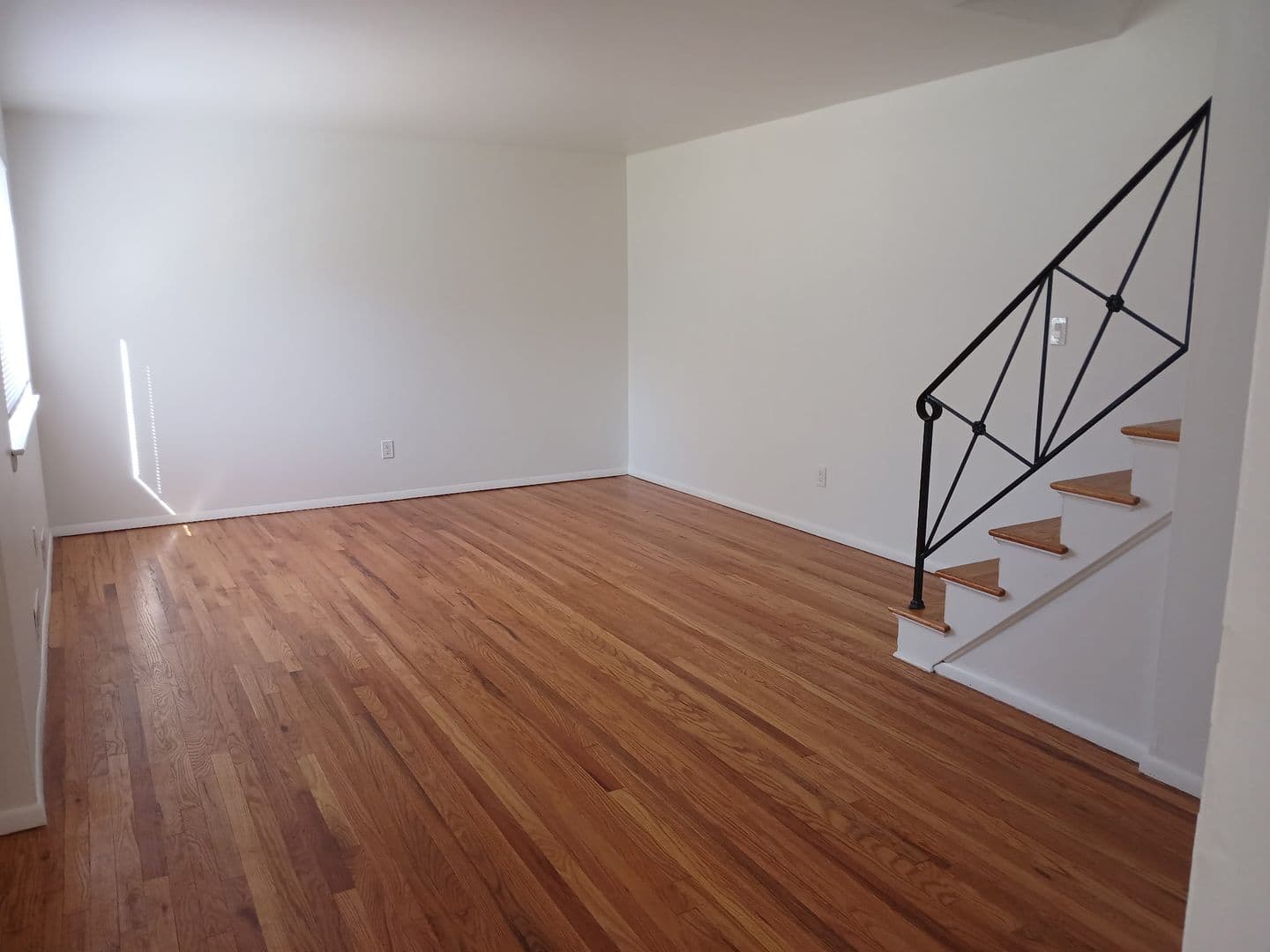Bridgewater Apartment: 82-106 Finderne Avenue