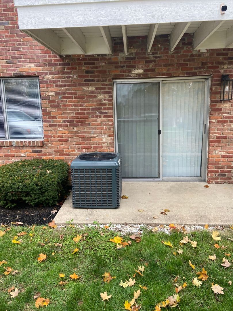 Anderson Apartment: 1312 W 8th St