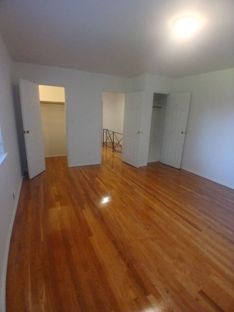 Bridgewater Apartment: 82-106 Finderne Avenue