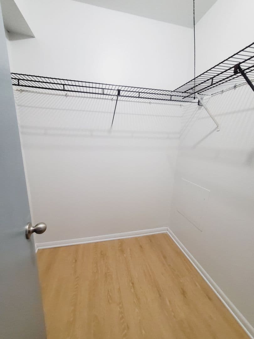 Muncie Apartment: 3601 N. Chadam Lane