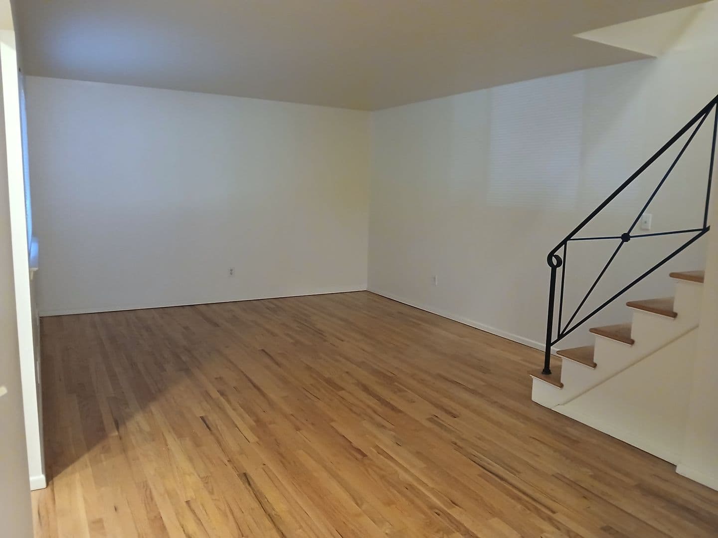 Bridgewater Apartment: 82-106 Finderne Avenue