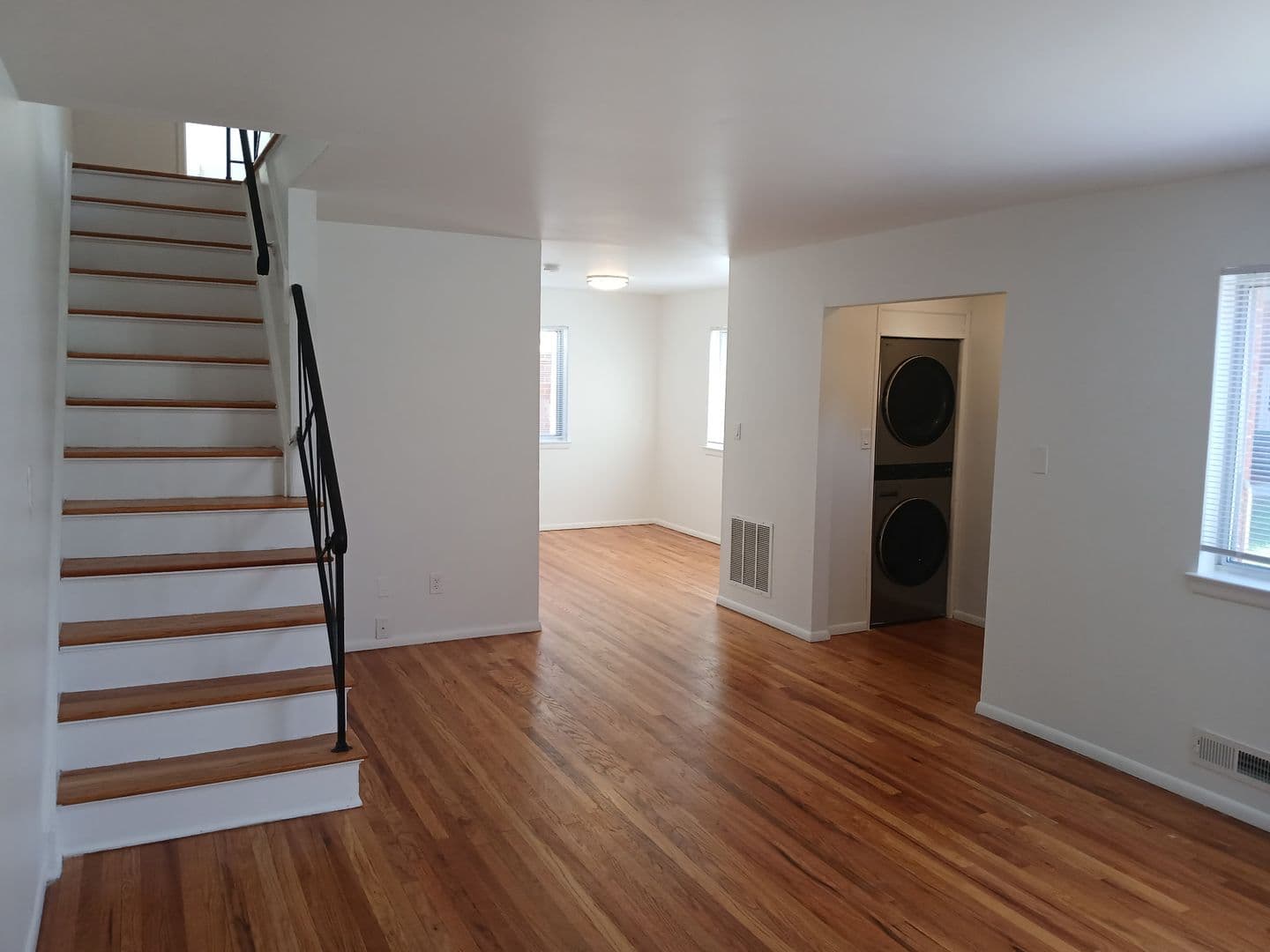 Bridgewater Apartment: 82-106 Finderne Avenue