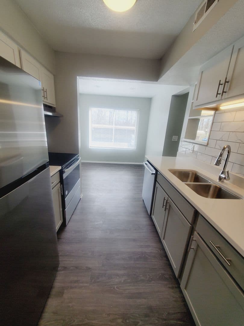 Muncie Apartment: 3601 N. Chadam Lane