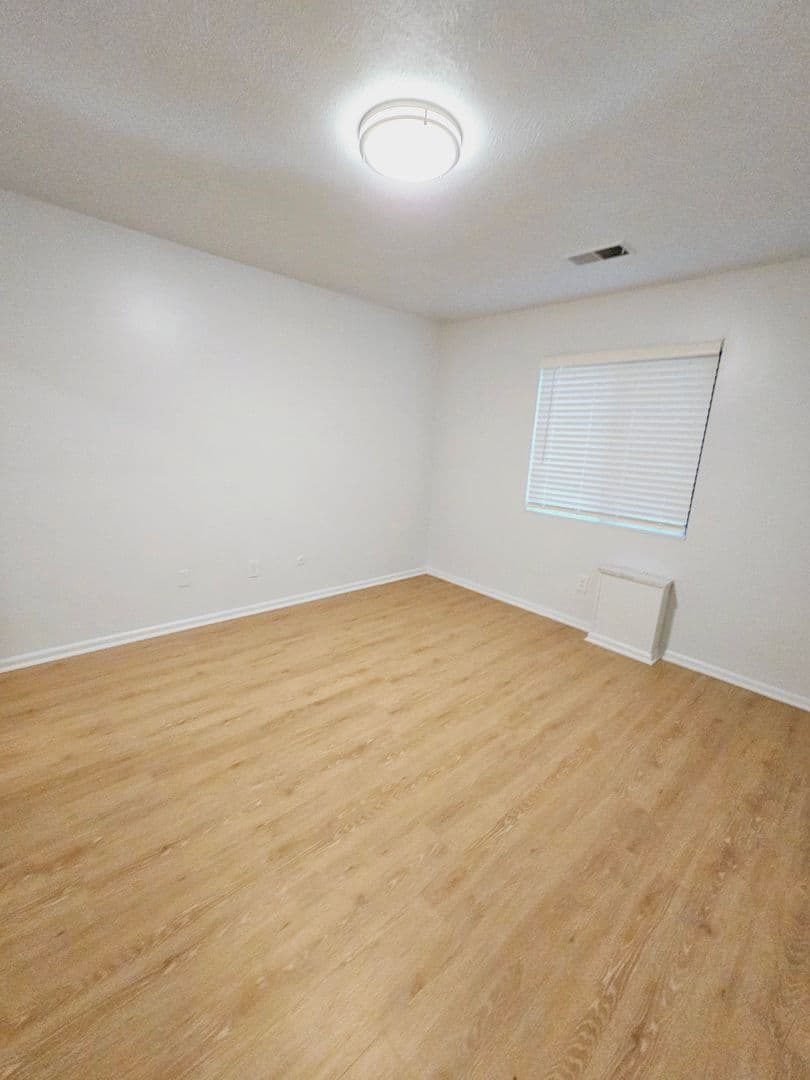 Muncie Apartment: 3601 N. Chadam Lane