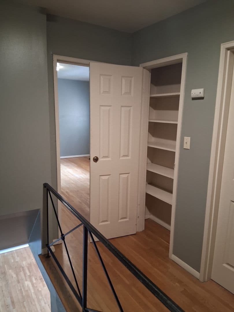 Bridgewater Apartment: 82-106 Finderne Avenue