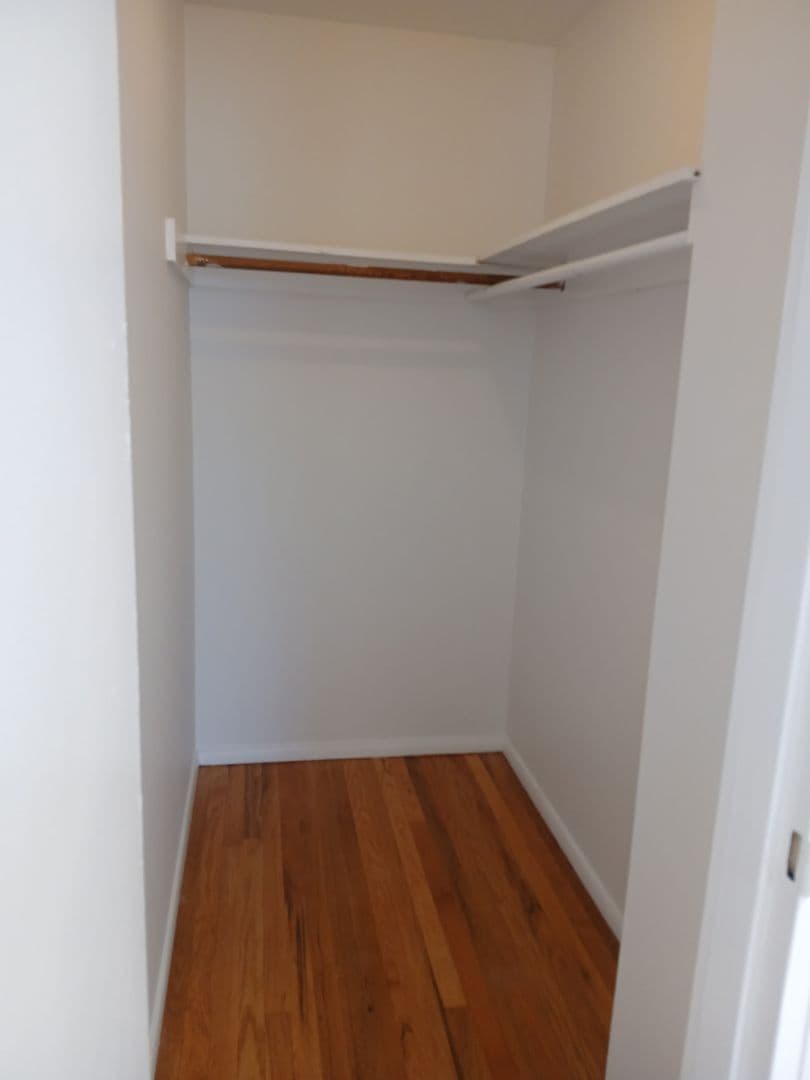 Bridgewater Apartment: 82-106 Finderne Avenue