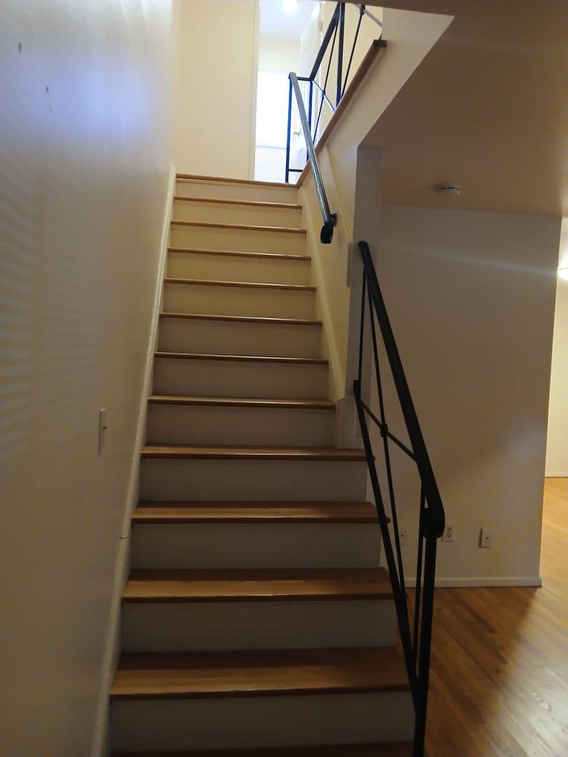 Bridgewater Apartment: 82-106 Finderne Avenue