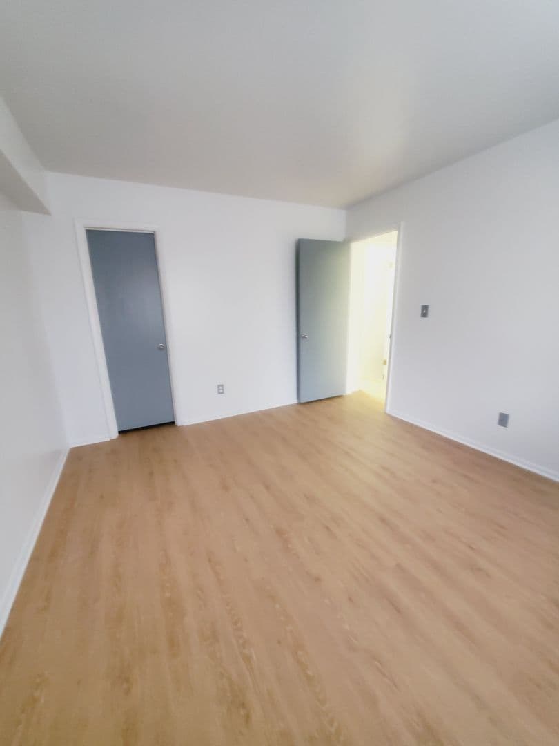 Muncie Apartment: 3601 N. Chadam Lane